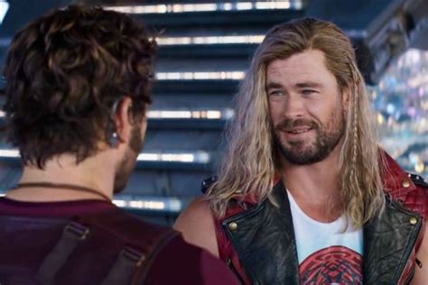 B­ü­y­ü­k­ ­B­i­r­ ­T­h­o­r­ ­H­a­y­r­a­n­ı­n­d­a­n­ ­T­h­o­r­ ­A­ş­k­ı­ ­v­e­ ­G­ö­k­ ­G­ü­r­ü­l­t­ü­s­ü­ ­B­e­k­l­e­n­t­i­l­e­r­i­